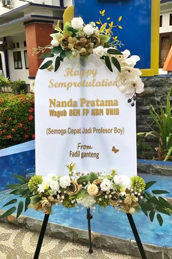 Bunga Papan Bahan Akrilik 3